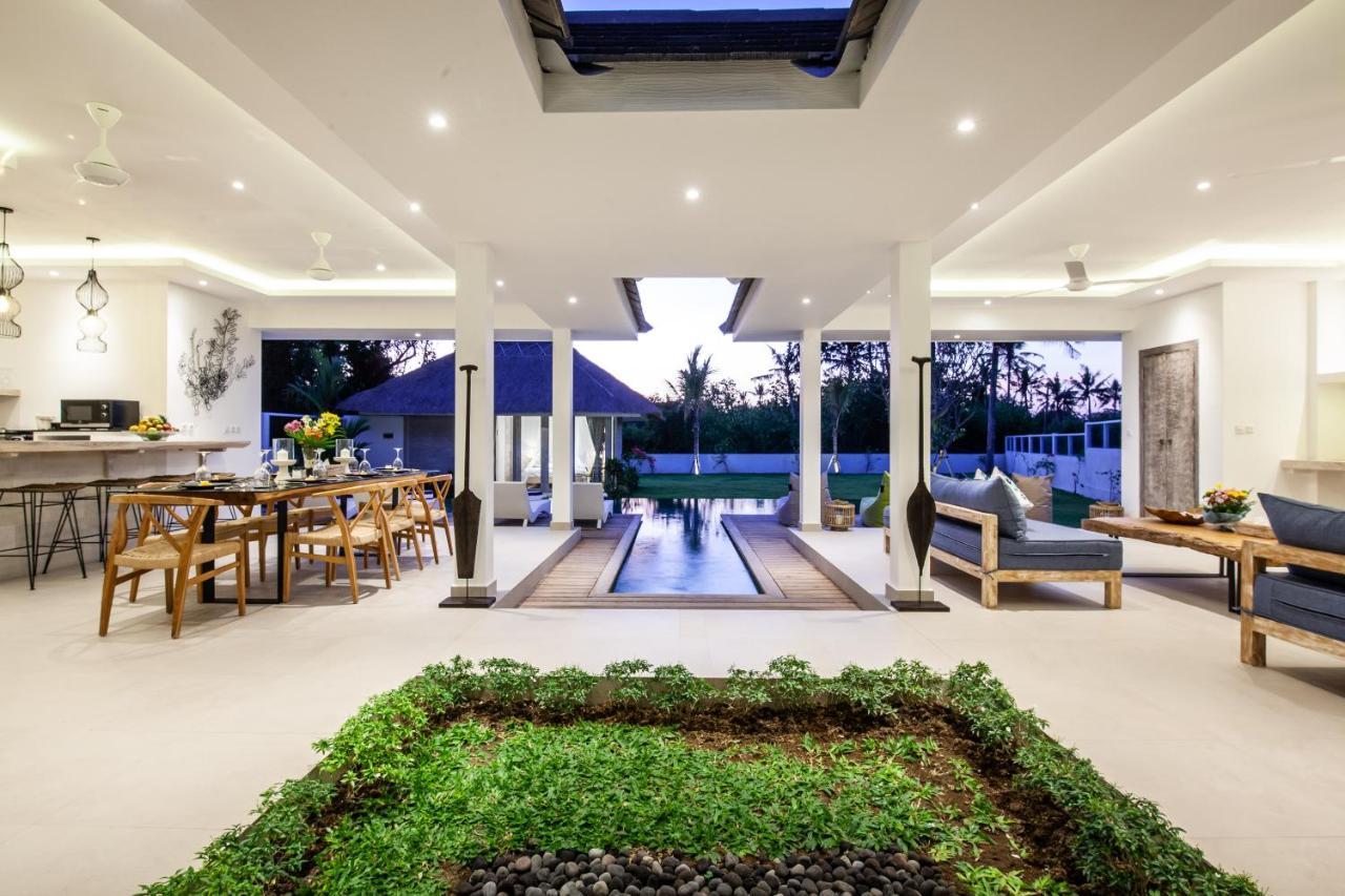 Villa Matahari Munggu 5Br تْشانغو المظهر الخارجي الصورة